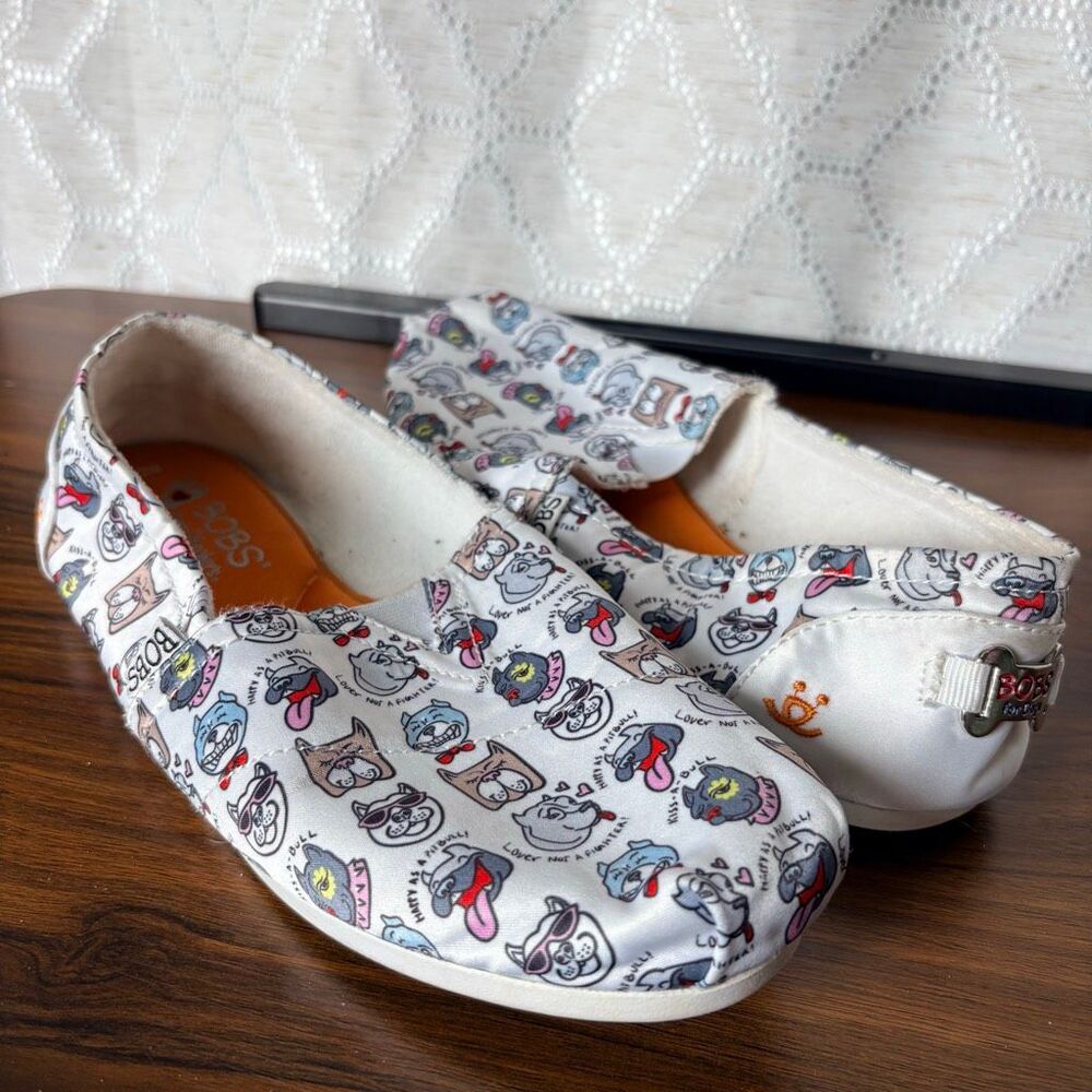 Bobs from Skechers 8.5 Pitbull Print Dogs Dog Lover Animal Rescue Retro Hippie